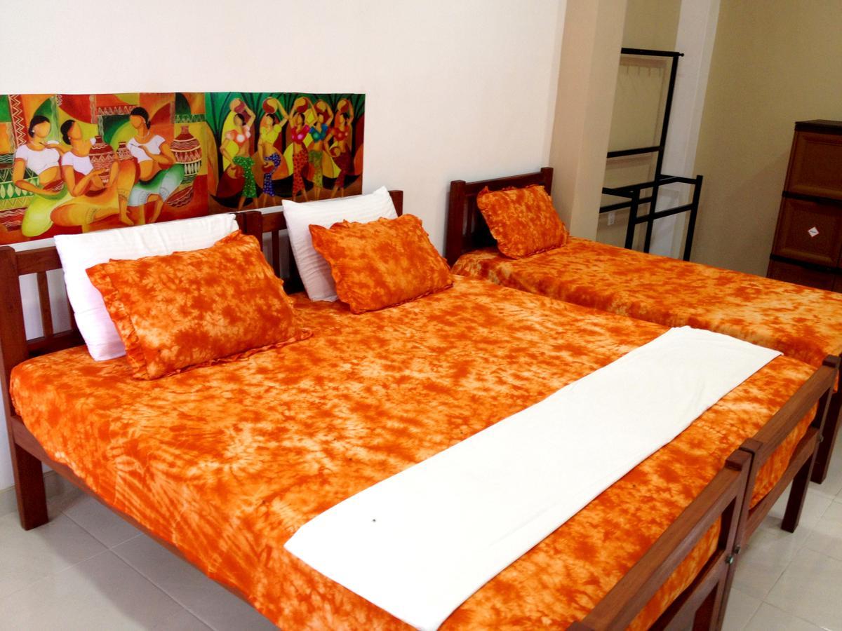 New Shangrela Beach Resort Амбалангода Екстериор снимка