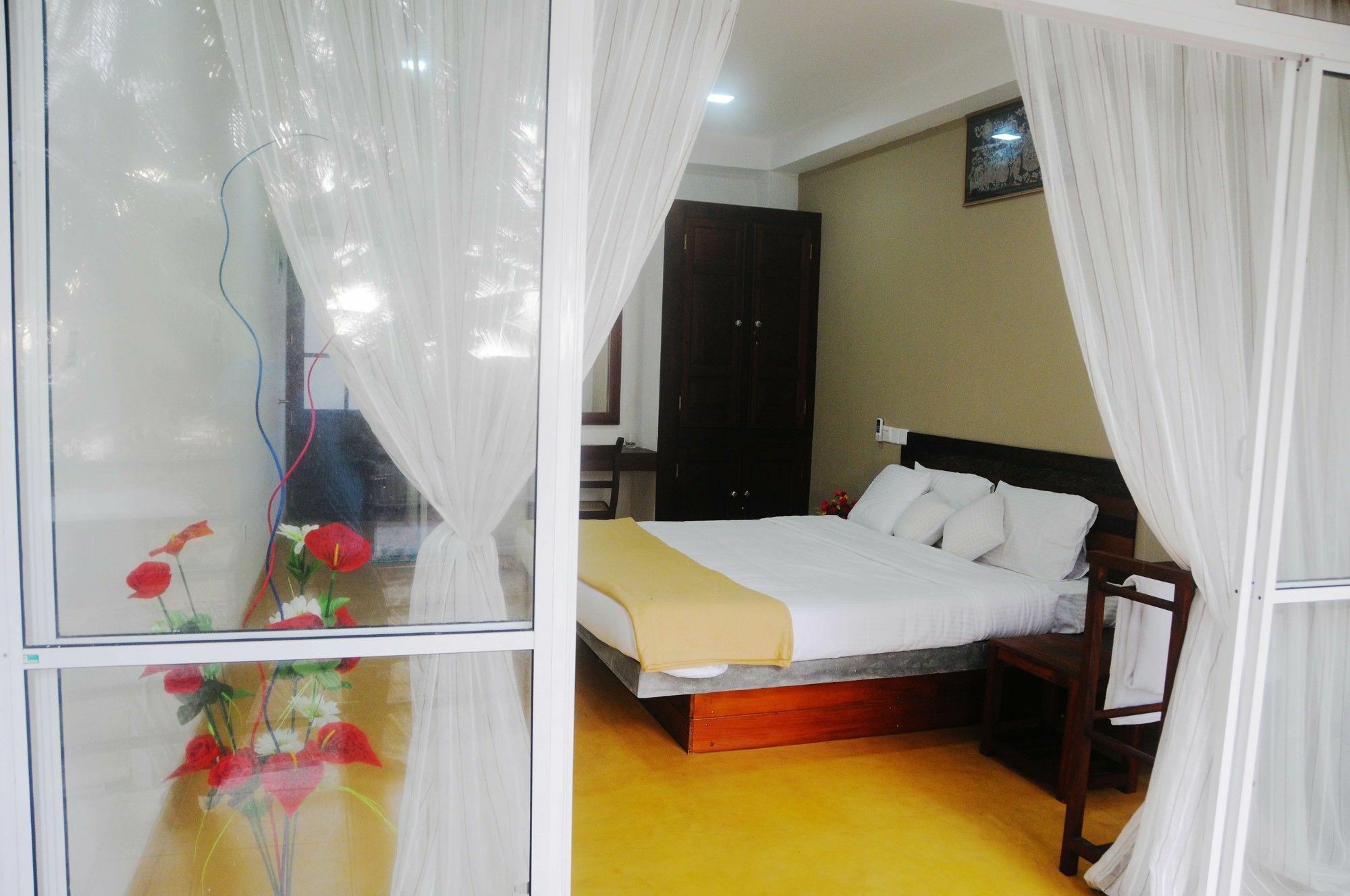 New Shangrela Beach Resort Амбалангода Екстериор снимка